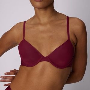 NWOT Parade Lined Tshirt Bra 38C burgundy